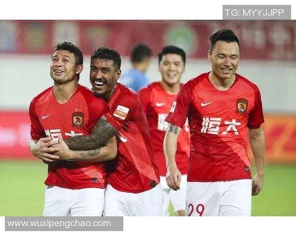 2012年恒大与富力激战回顾:足球盛宴中的精彩瞬间与战术较量